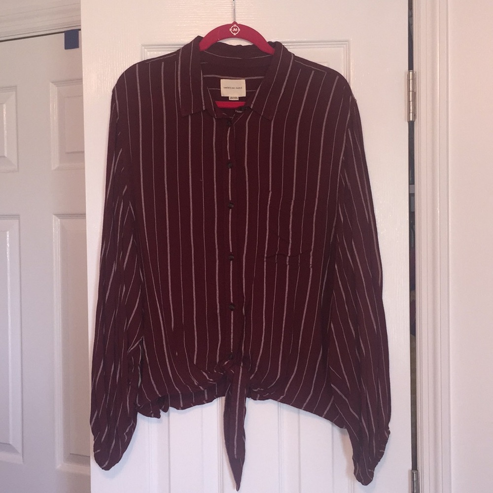 American Eagle burgundy flowy tie shirt